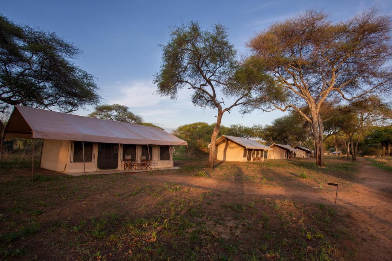 Baobab Tented Camp Kwa Kuchinia Exterior foto